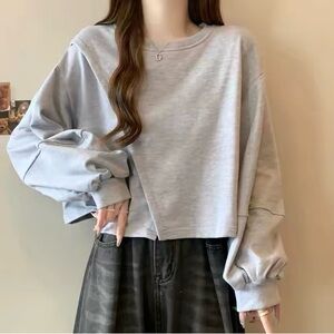 Women’s Gray Unique irregular top with oversized sleeves